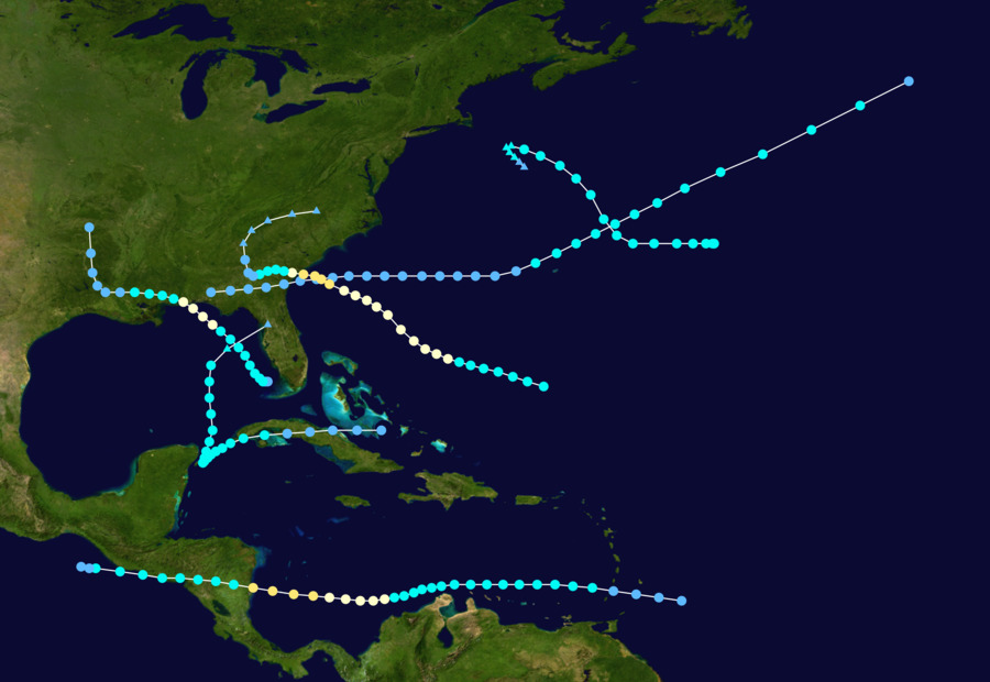 2017 Temporada De Huracanes Del Atlántico，El Huracán Charley PNG