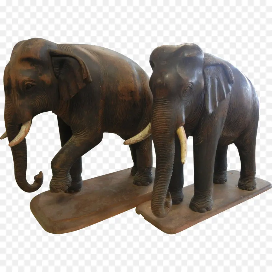 El Elefante Africano，La Escultura PNG