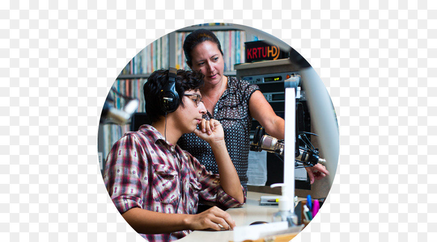 Universidad De Trinidad，Estación De Radio PNG